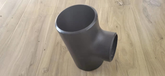 Strahlte gleiches Rohr T-Stück ANSI SCH40 SCH80 SCH160 GOST 22mm XSDIN JIS sand