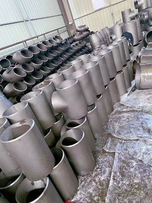 Edelstahl-T-Stück Sch40 Sch80 50mm 100mm 1000mm ASTM A234 Sandstrahlen